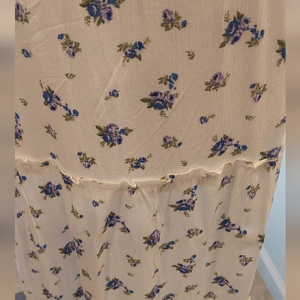 Love Tree White and Purple Floral A-Line Skirt - Picture 3 of 4